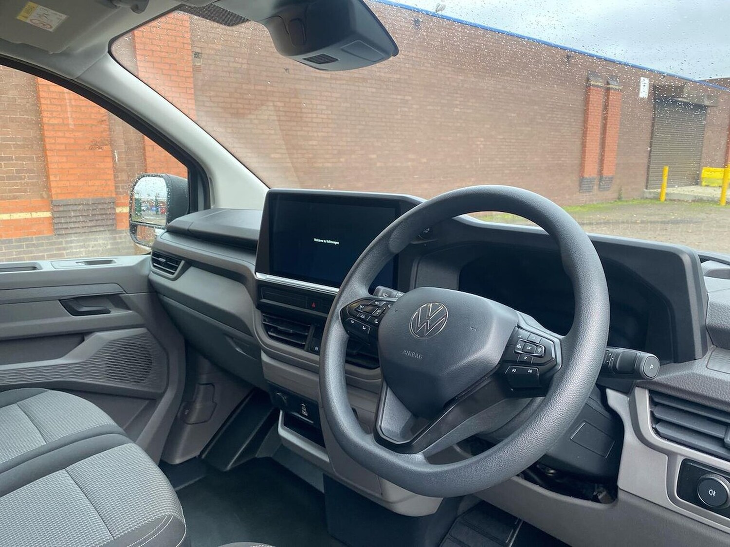 Used Volkswagen Transporter 2025 for sale - 76637821: Photo 15