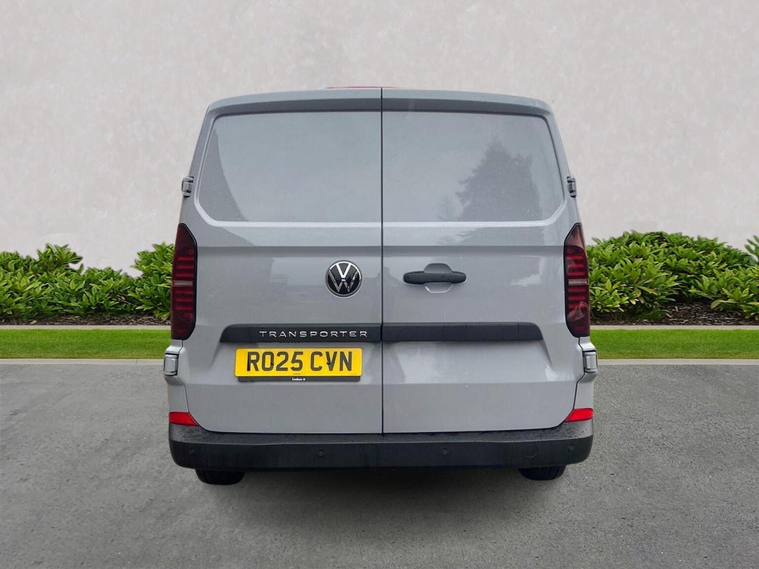 Used Volkswagen Transporter 2025 for sale - 76637821: Photo 4
