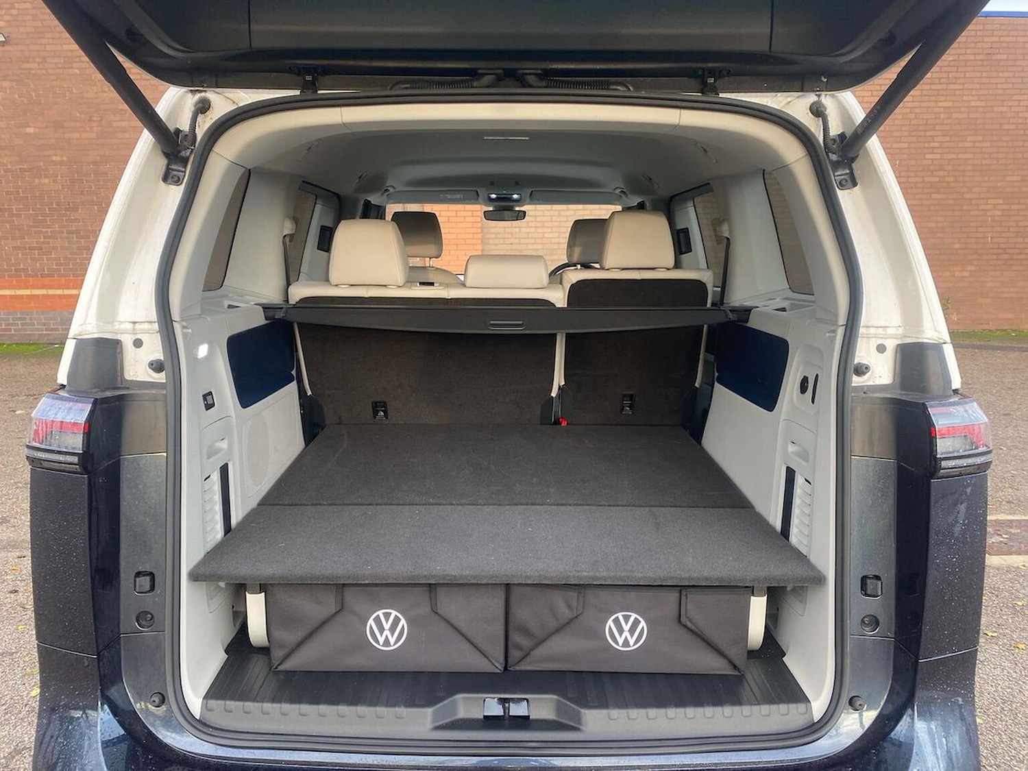 Used Volkswagen ID.Buzz 2024 for sale - 76837117: Photo 17