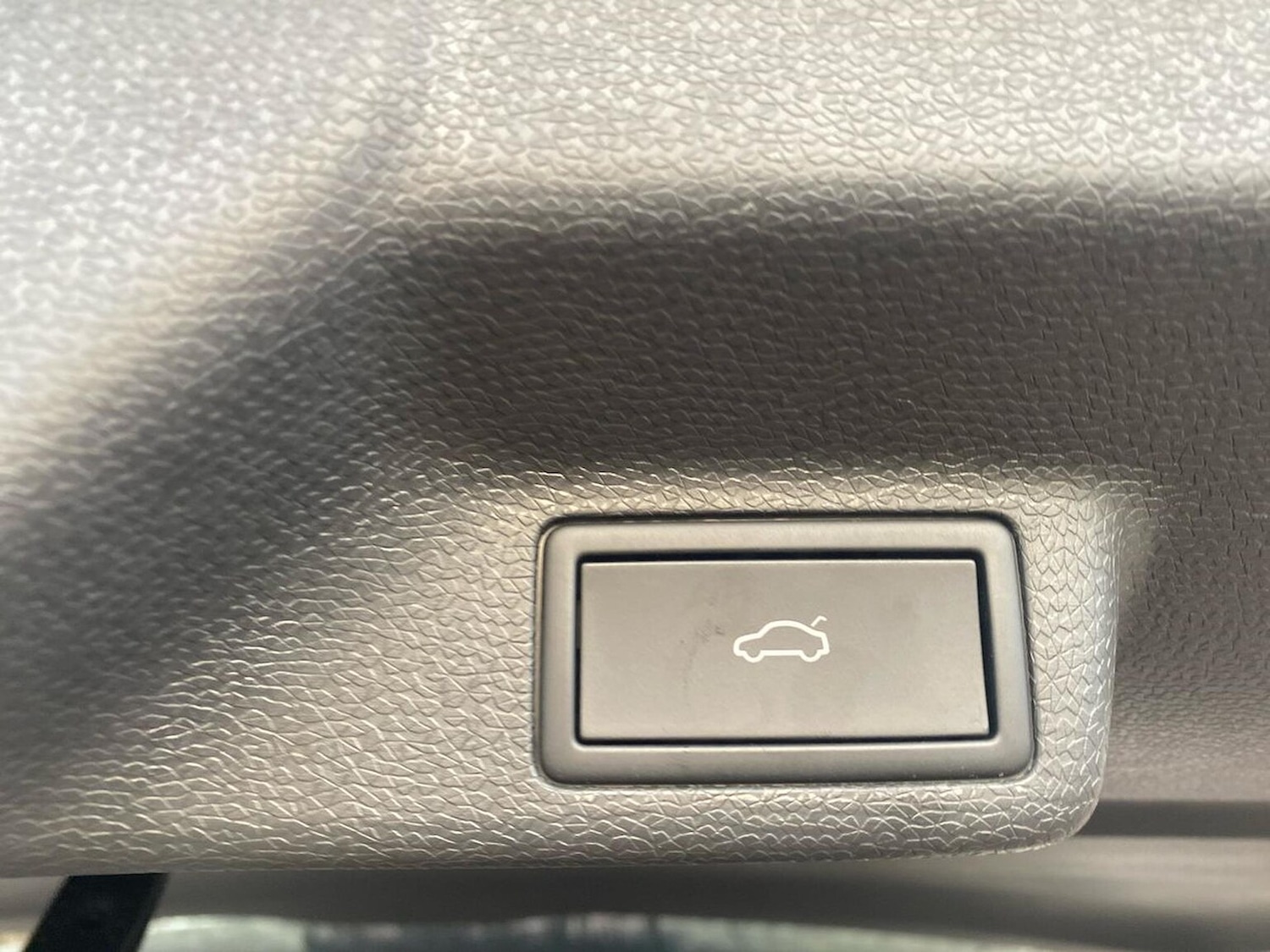 Used Volkswagen ID.Buzz 2024 for sale - 76837117: Photo 31