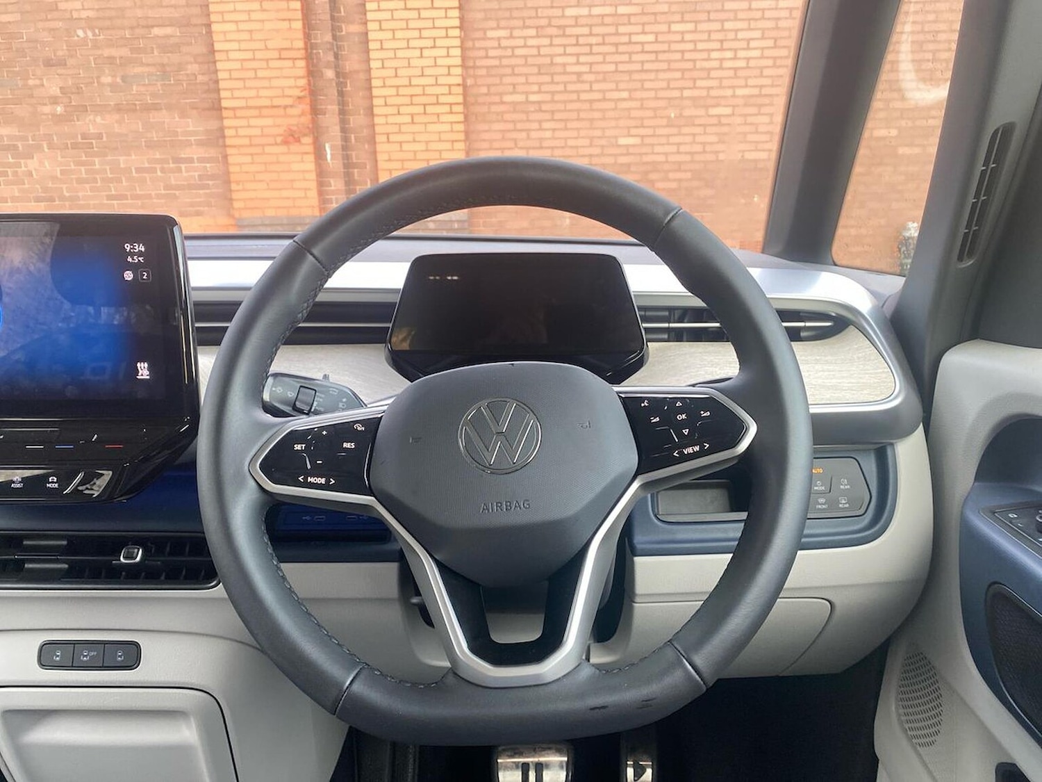 Used Volkswagen ID.Buzz 2024 for sale - 76837117: Photo 9