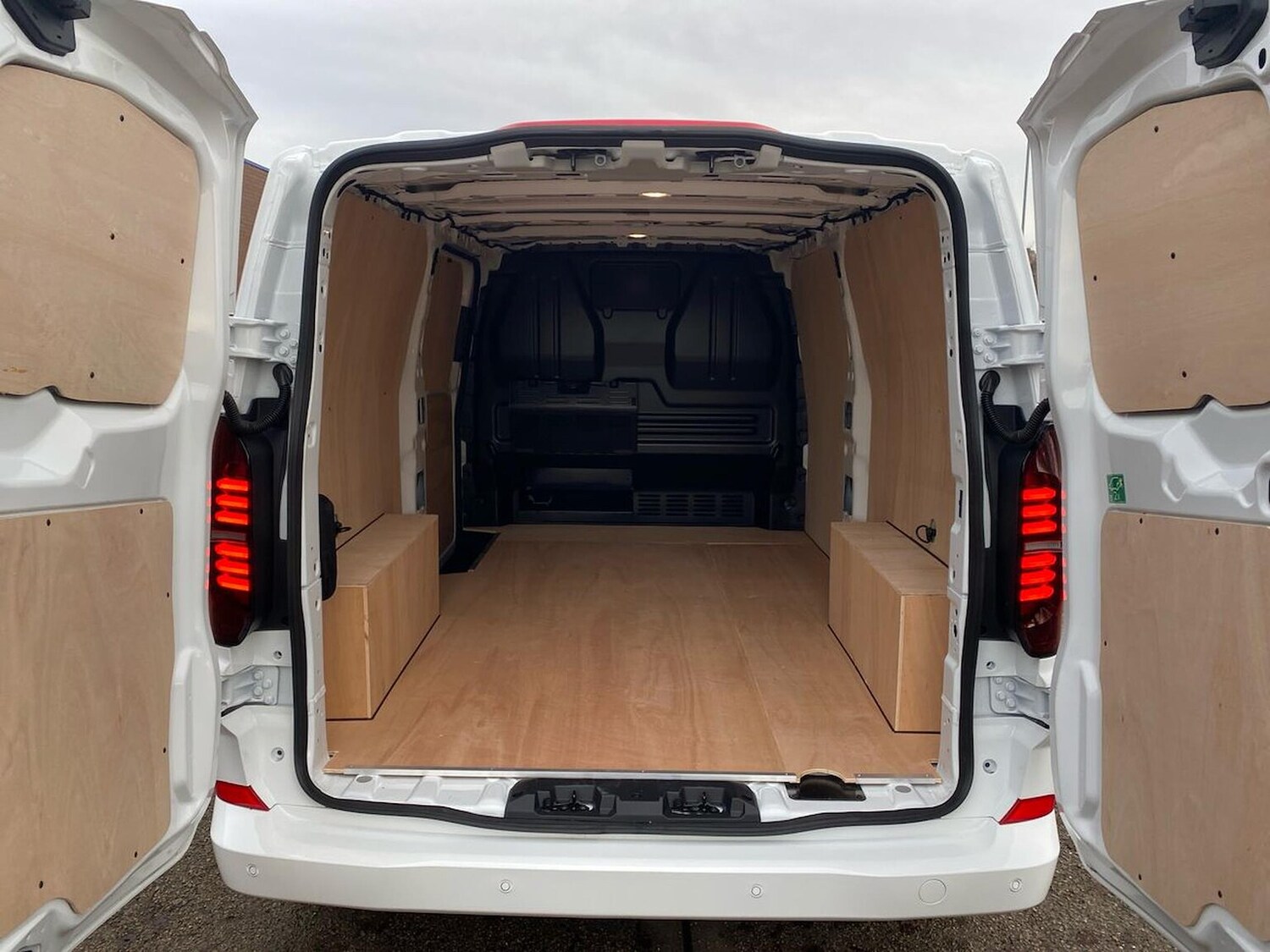 Used Volkswagen Transporter 2025 for sale - 77487908: Photo 17