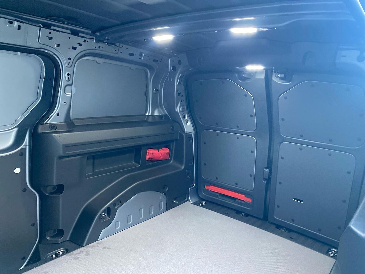 Used Volkswagen ID.Buzz 2025 for sale - 76794862: Photo 28