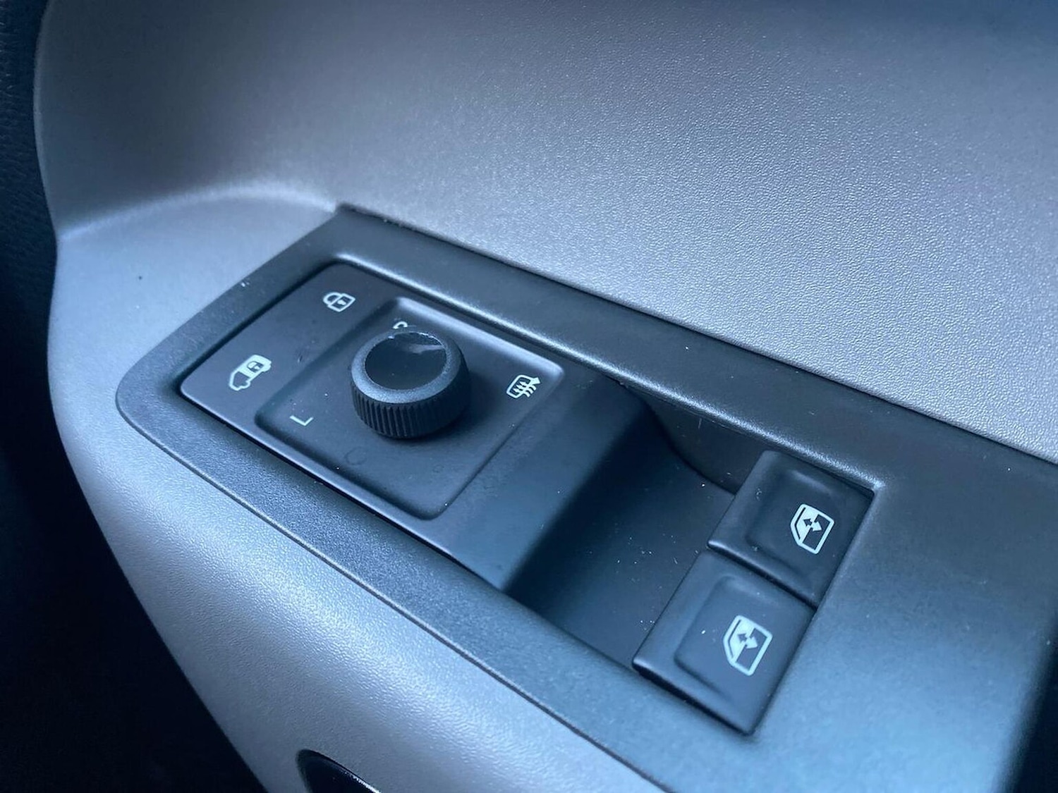 Used Volkswagen ID.Buzz 2025 for sale - 76794862: Photo 29