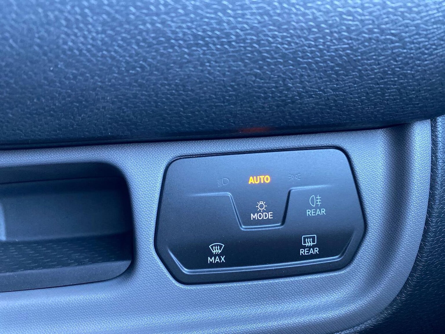 Used Volkswagen ID.Buzz 2025 for sale - 76794862: Photo 30