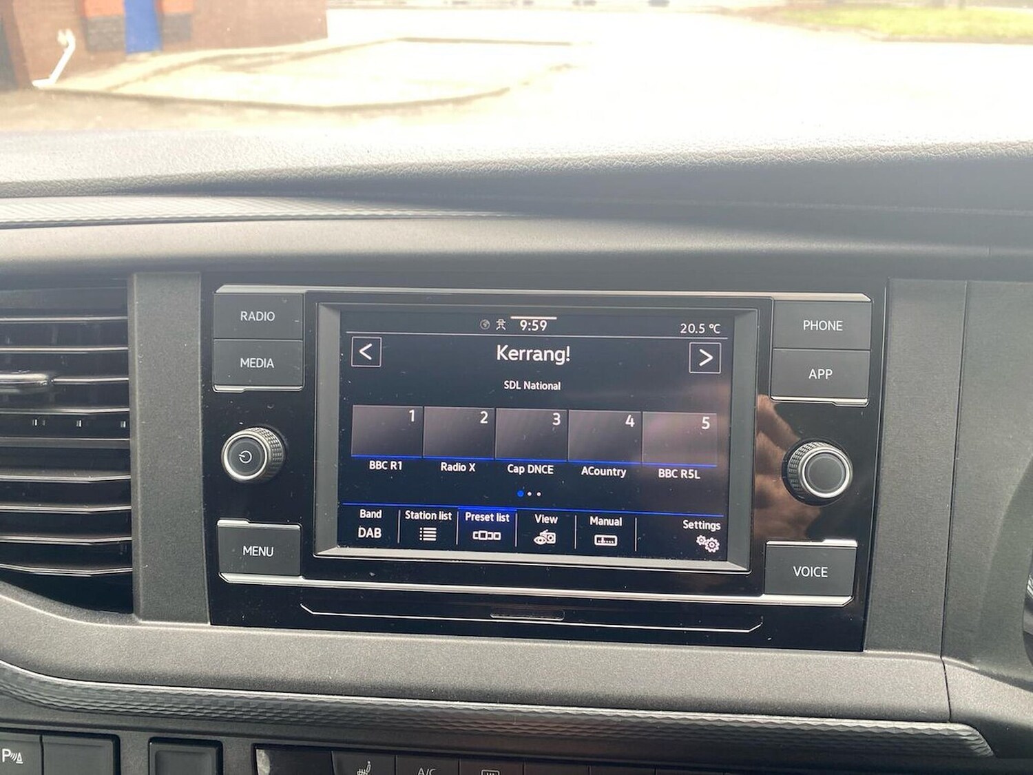 Used Volkswagen Transporter 2024 for sale - 76490580: Photo 11