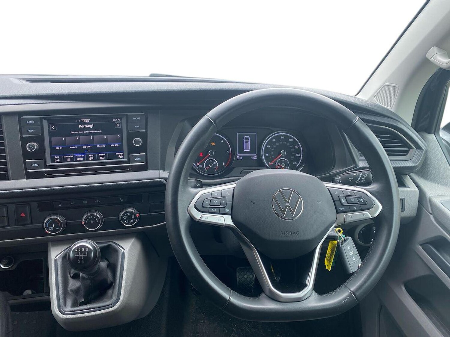 Used Volkswagen Transporter 2024 for sale - 76490580: Photo 8