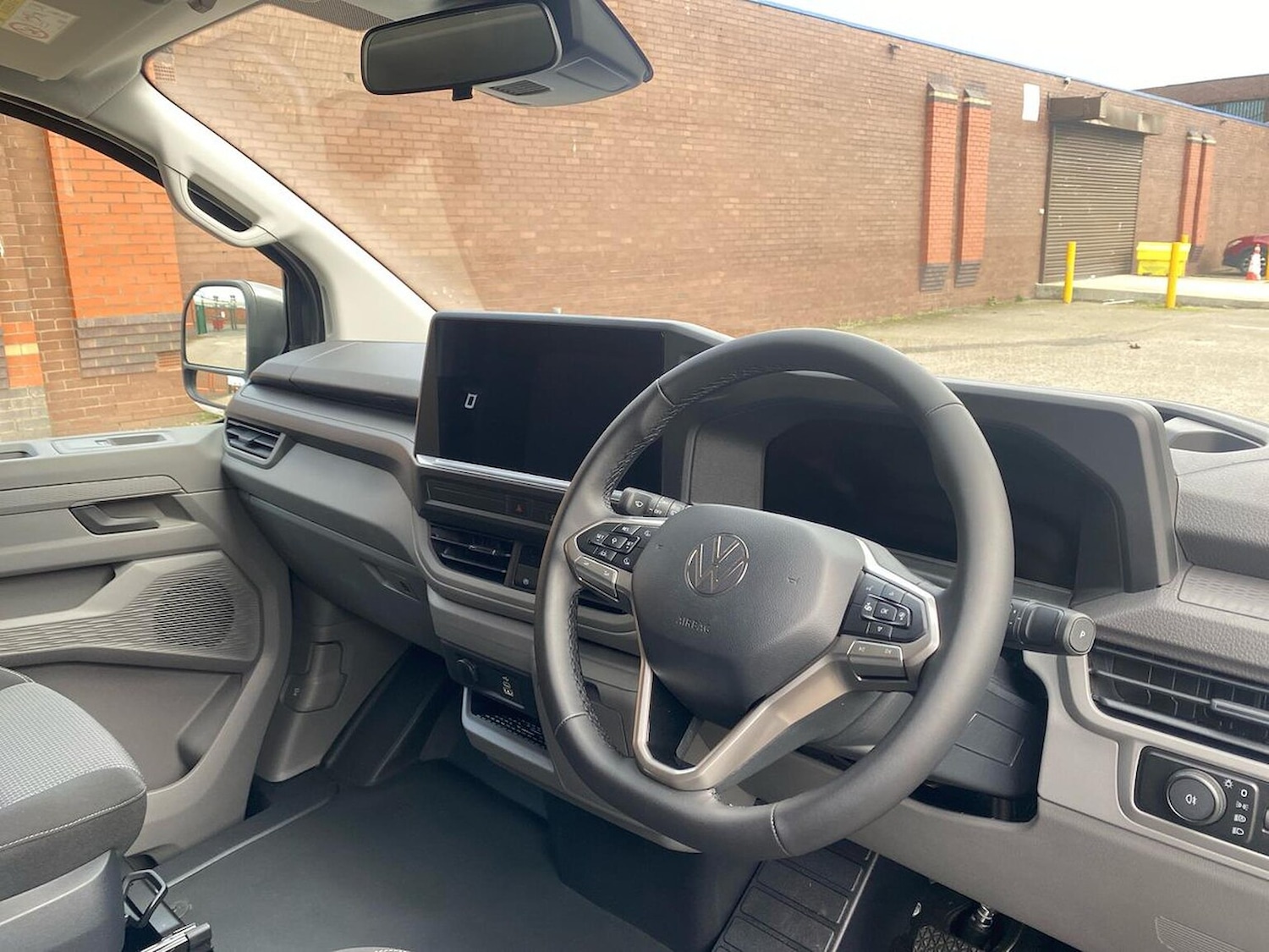 Used Volkswagen Transporter 2025 for sale - 76832031: Photo 15