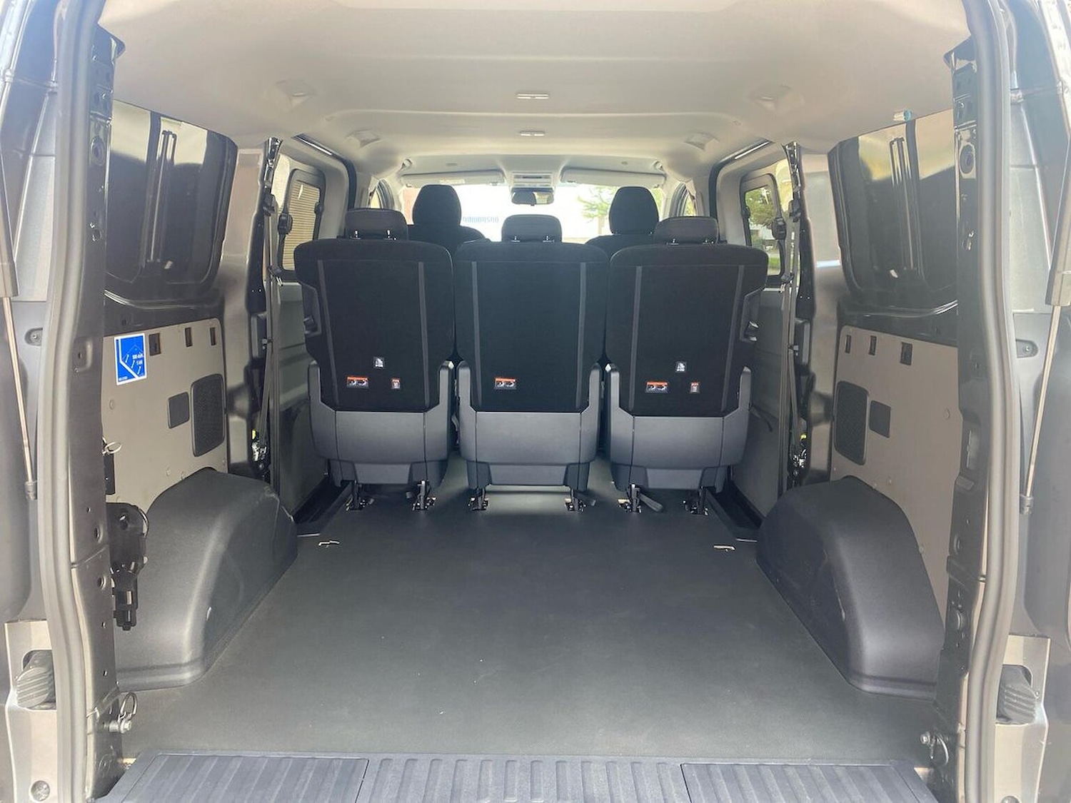 Used Volkswagen Transporter 2025 for sale - 76832031: Photo 17