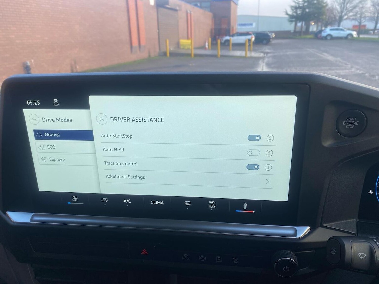 Used Volkswagen Transporter 2025 for sale - 76699518: Photo 29