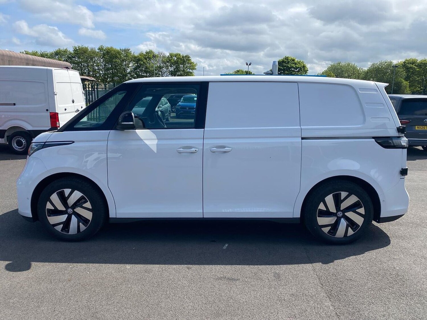 Used Volkswagen ID.Buzz 2025 for sale - 77567699: Photo 19