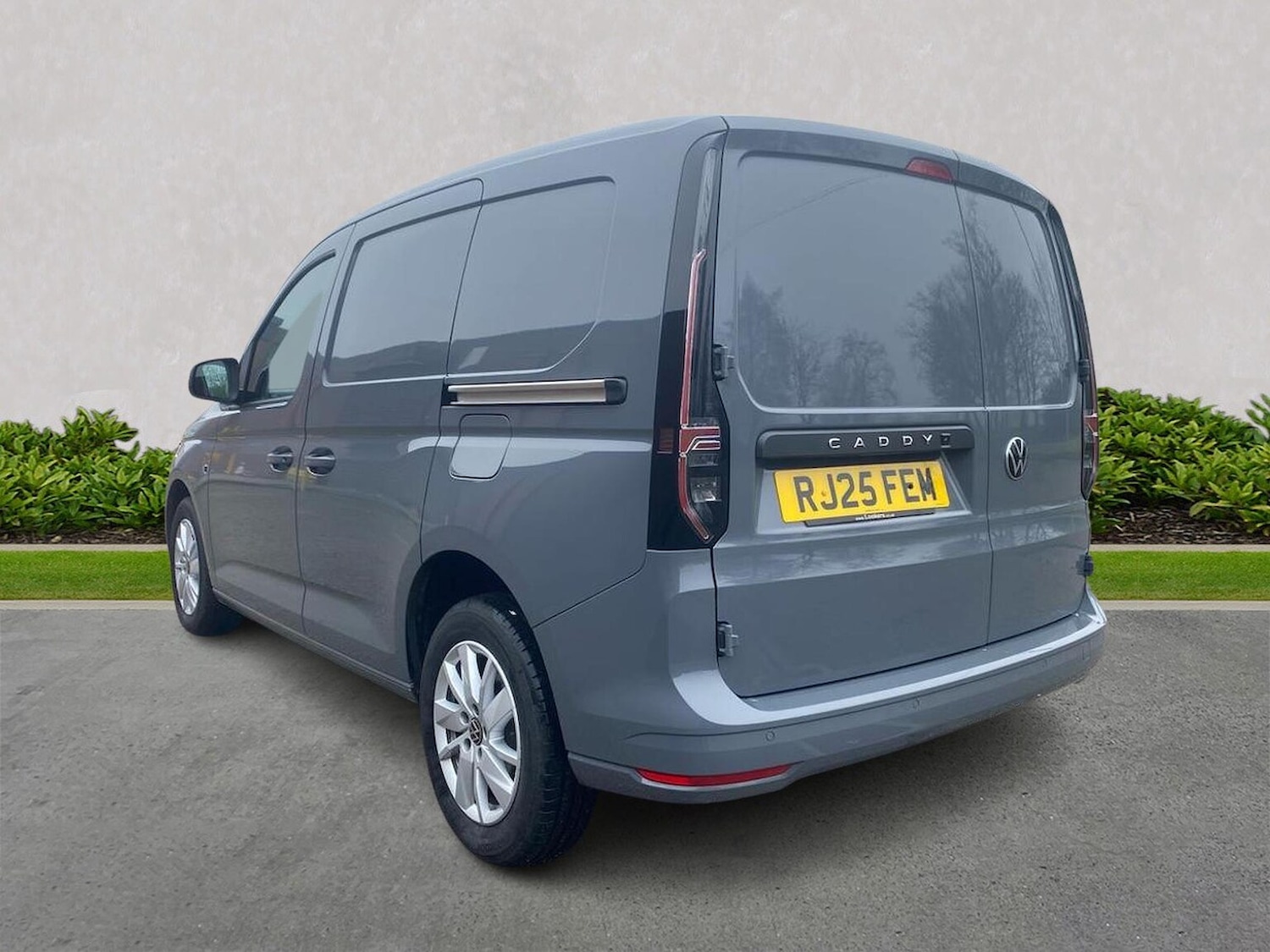 Used Volkswagen Caddy 2025 for sale - 77796988: Photo 2