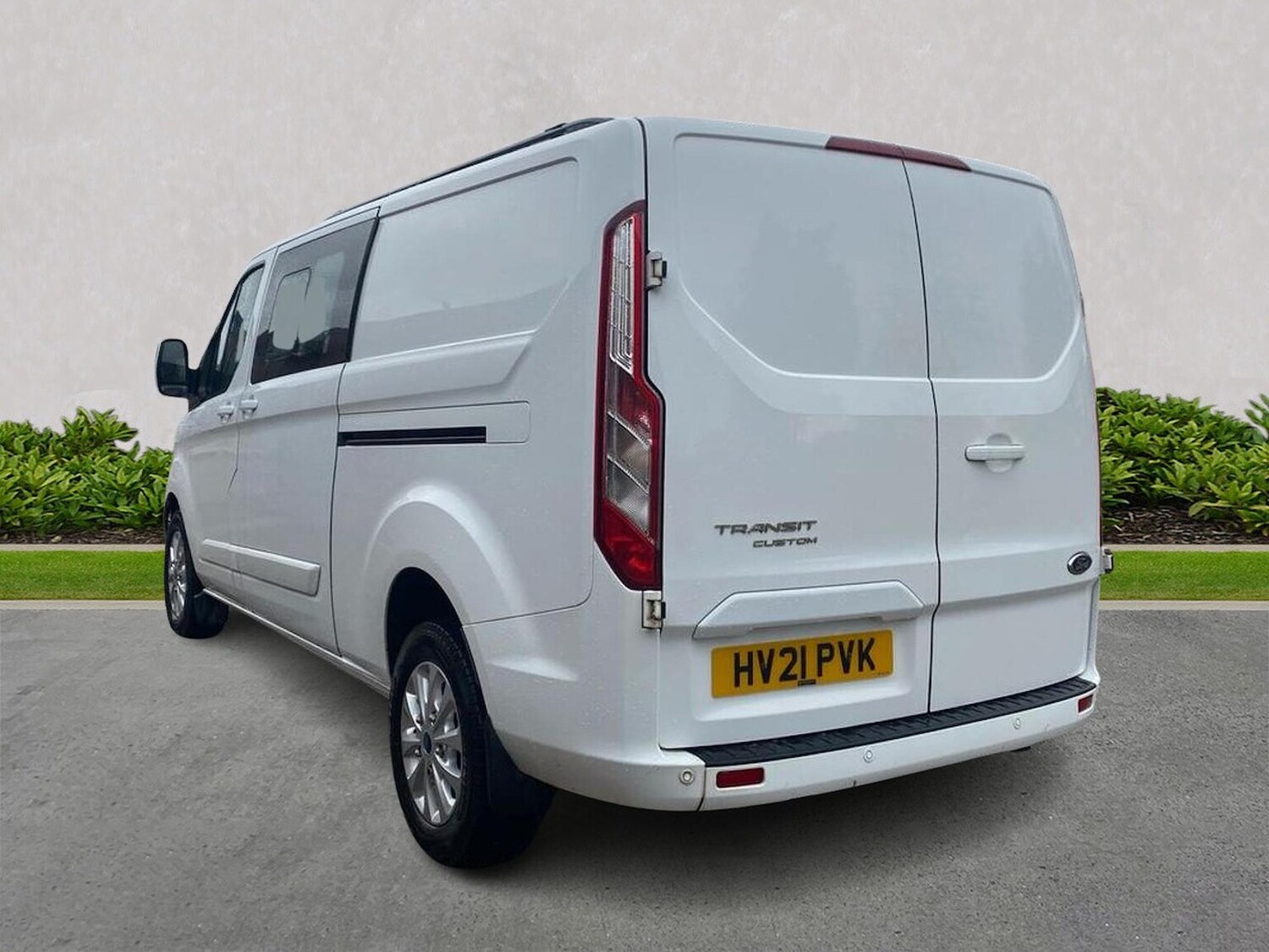 Used Ford Transit Custom 2021 for sale - 76547724: Photo 2