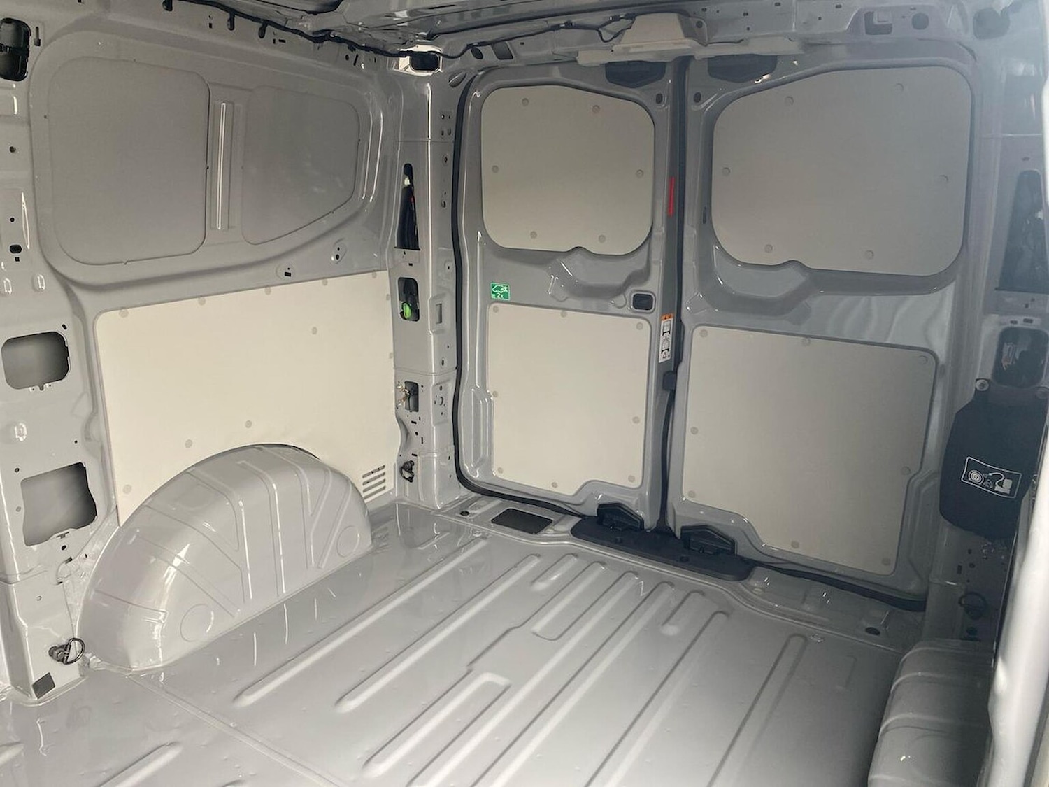 Used Volkswagen Transporter 2025 for sale - 76127220: Photo 18