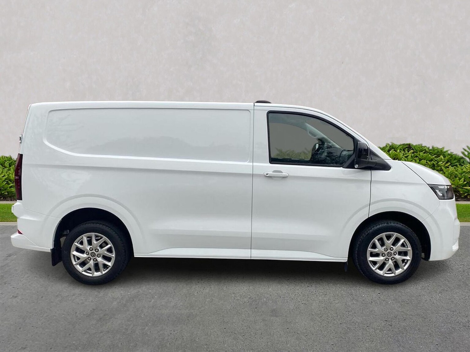 Used Volkswagen Transporter 2025 for sale - 77488010: Photo 3