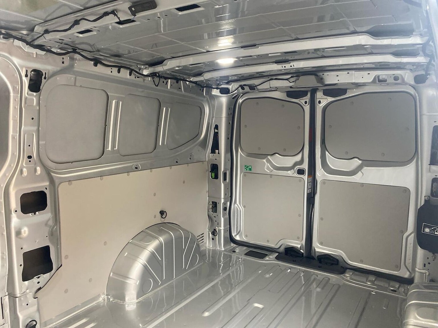 Used Volkswagen Transporter 2025 for sale - 77487998: Photo 28