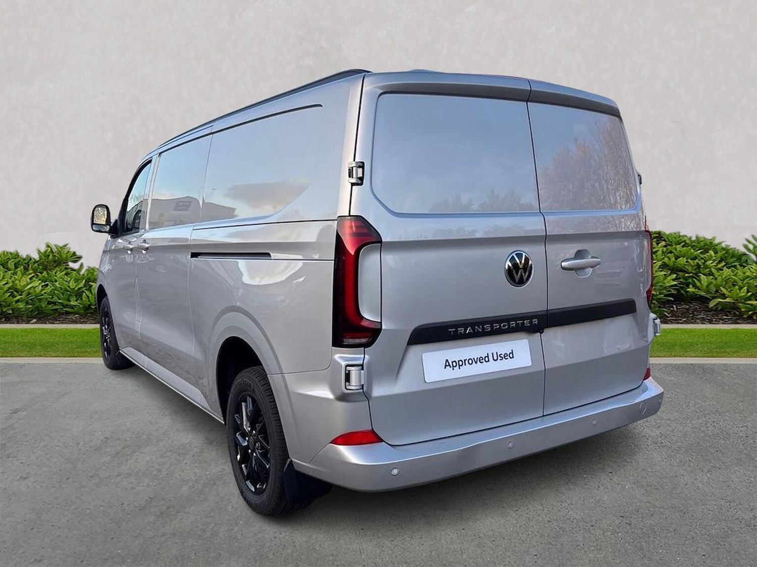 Used Volkswagen Transporter 2025 for sale - 76531393: Photo 2