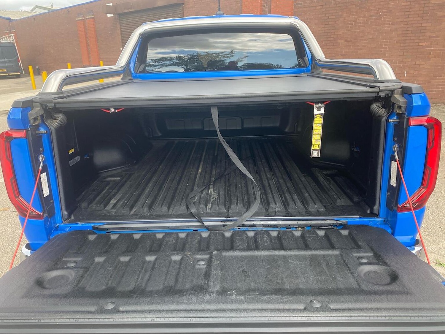 Used Volkswagen Amarok 2024 for sale - 76193231: Photo 17