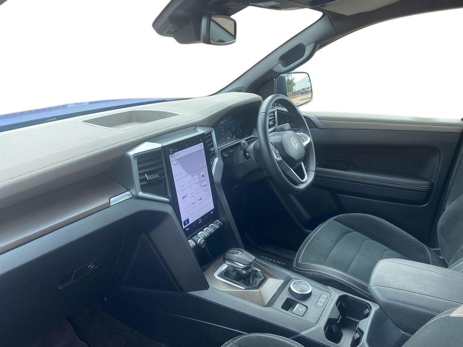 Used Volkswagen Amarok 2024 for sale - 76193231: Photo 7