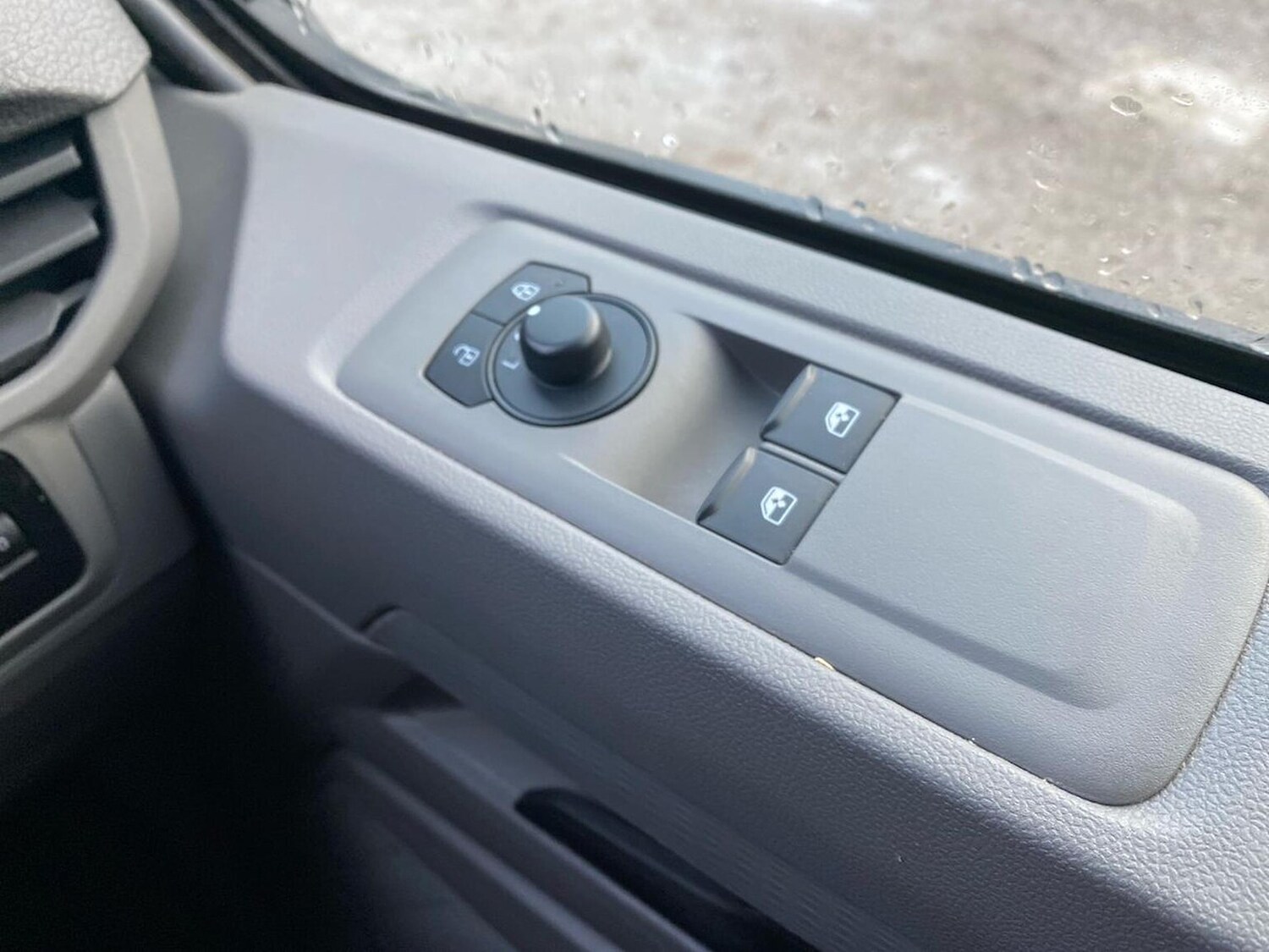 Used Volkswagen Transporter 2025 for sale - 77487914: Photo 29