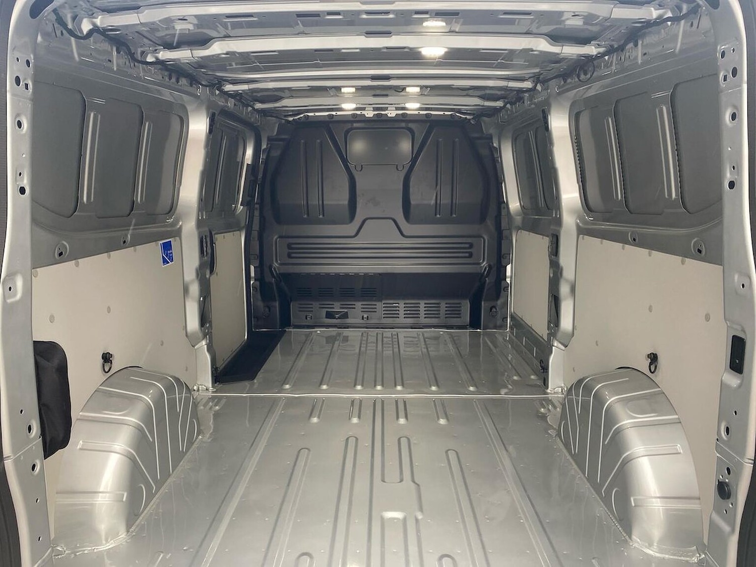 Used Volkswagen Transporter 2025 for sale - 77487978: Photo 17