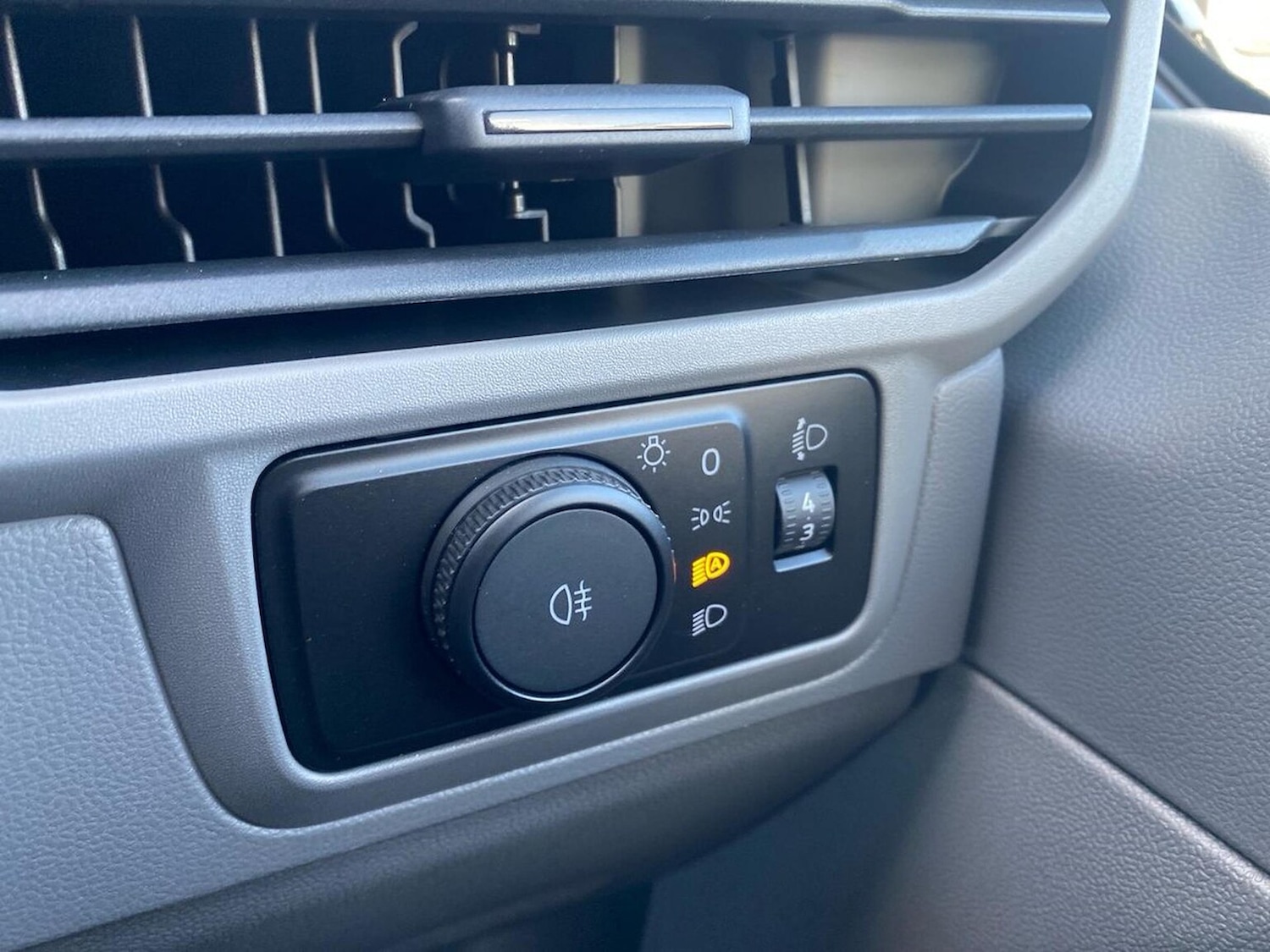 Used Volkswagen Transporter 2025 for sale - 76531394: Photo 31