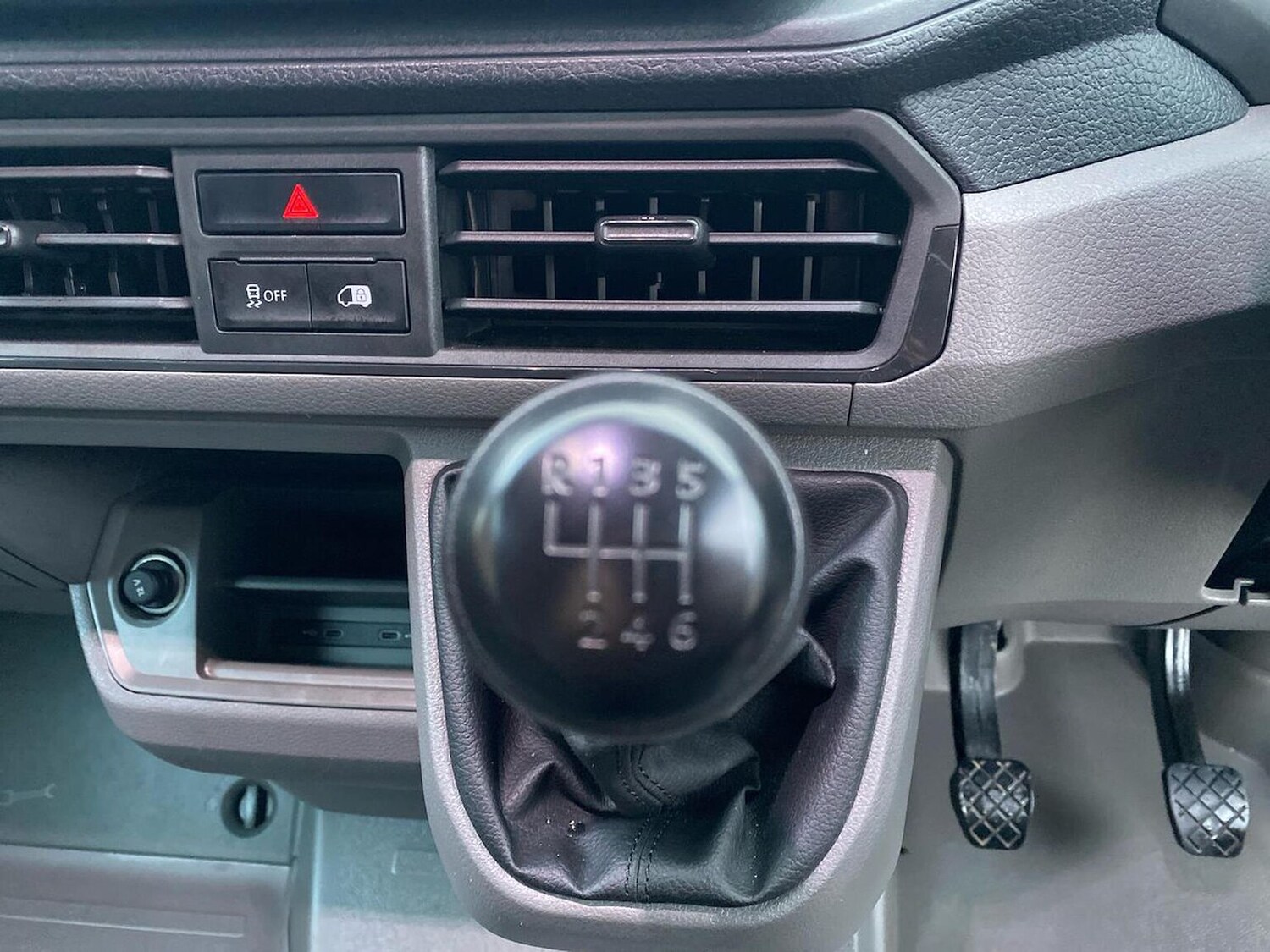 Used Volkswagen Crafter 2025 for sale - 77487921: Photo 13