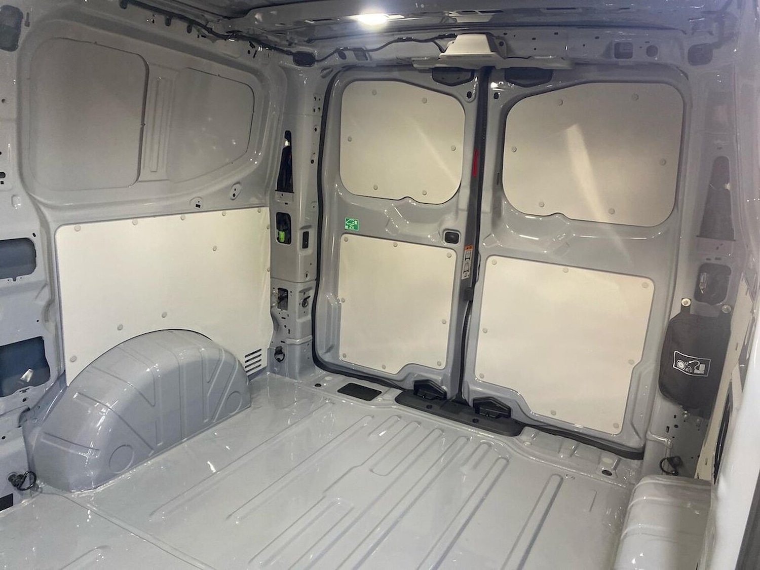 Used Volkswagen Transporter 2025 for sale - 77487993: Photo 28