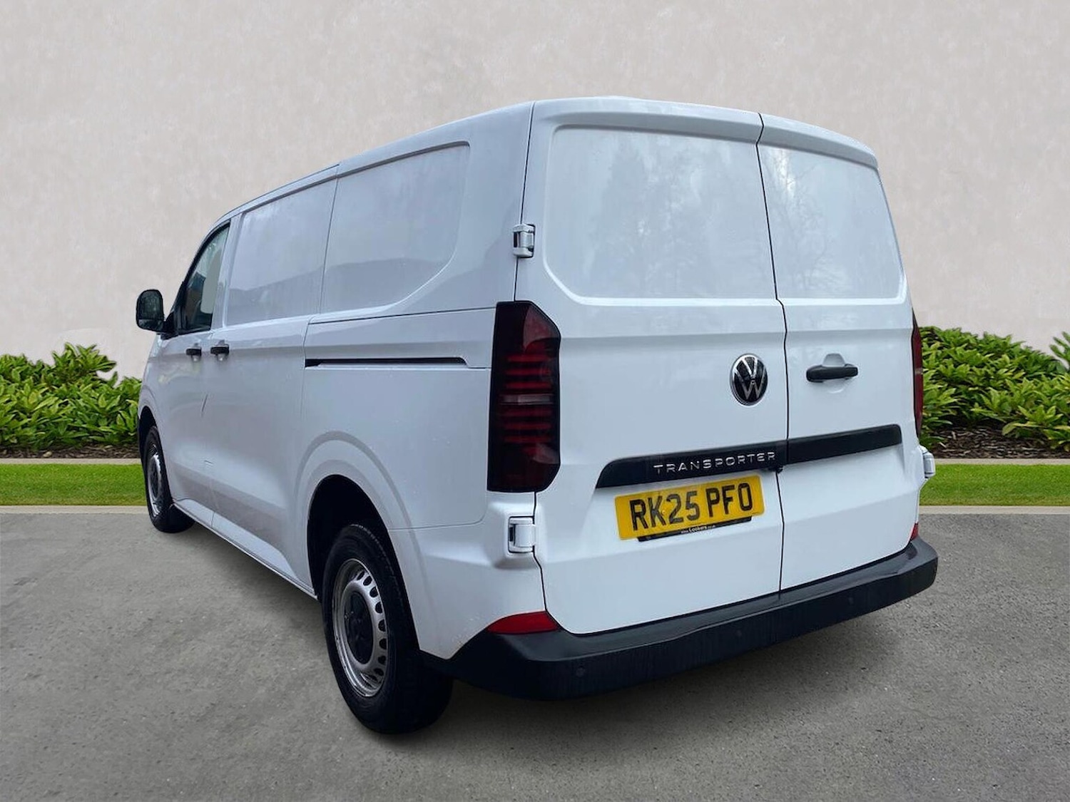 Used Volkswagen Transporter 2025 for sale - 77688012: Photo 2