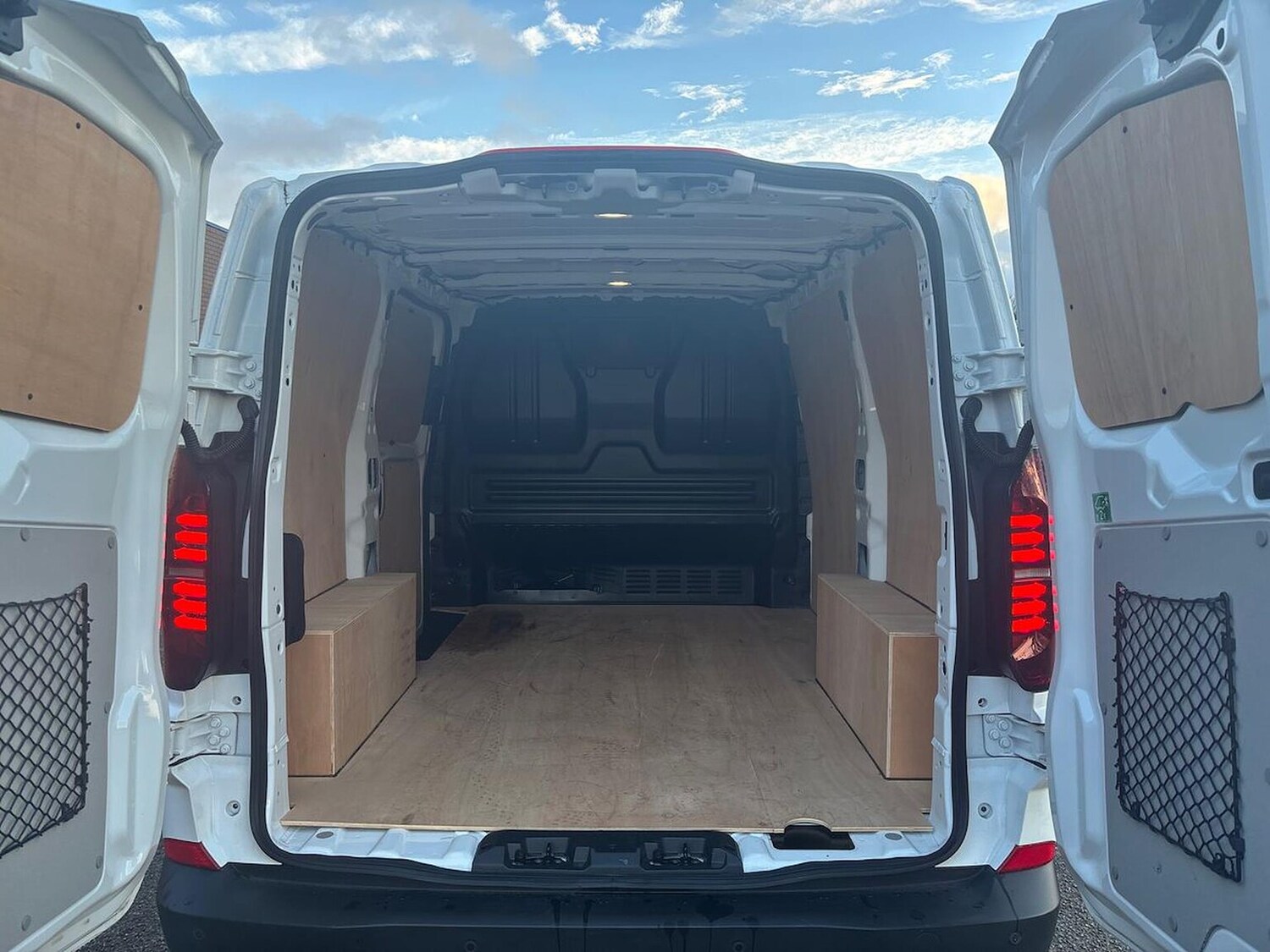 Used Volkswagen Transporter 2025 for sale - 77567697: Photo 17