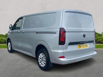 Used Volkswagen Transporter 2025 for sale - 78673947: Photo