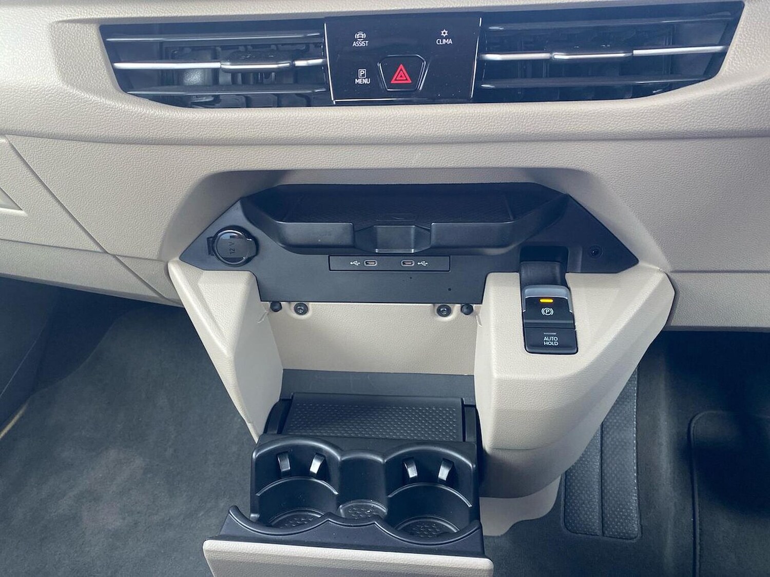 Used Volkswagen Multivan 2025 for sale - 78195097: Photo 29