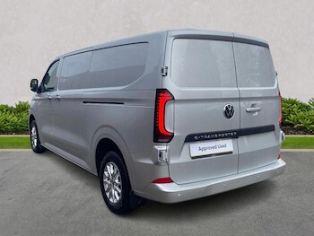 Used Volkswagen Transporter 2025 for sale - 76497333: Photo