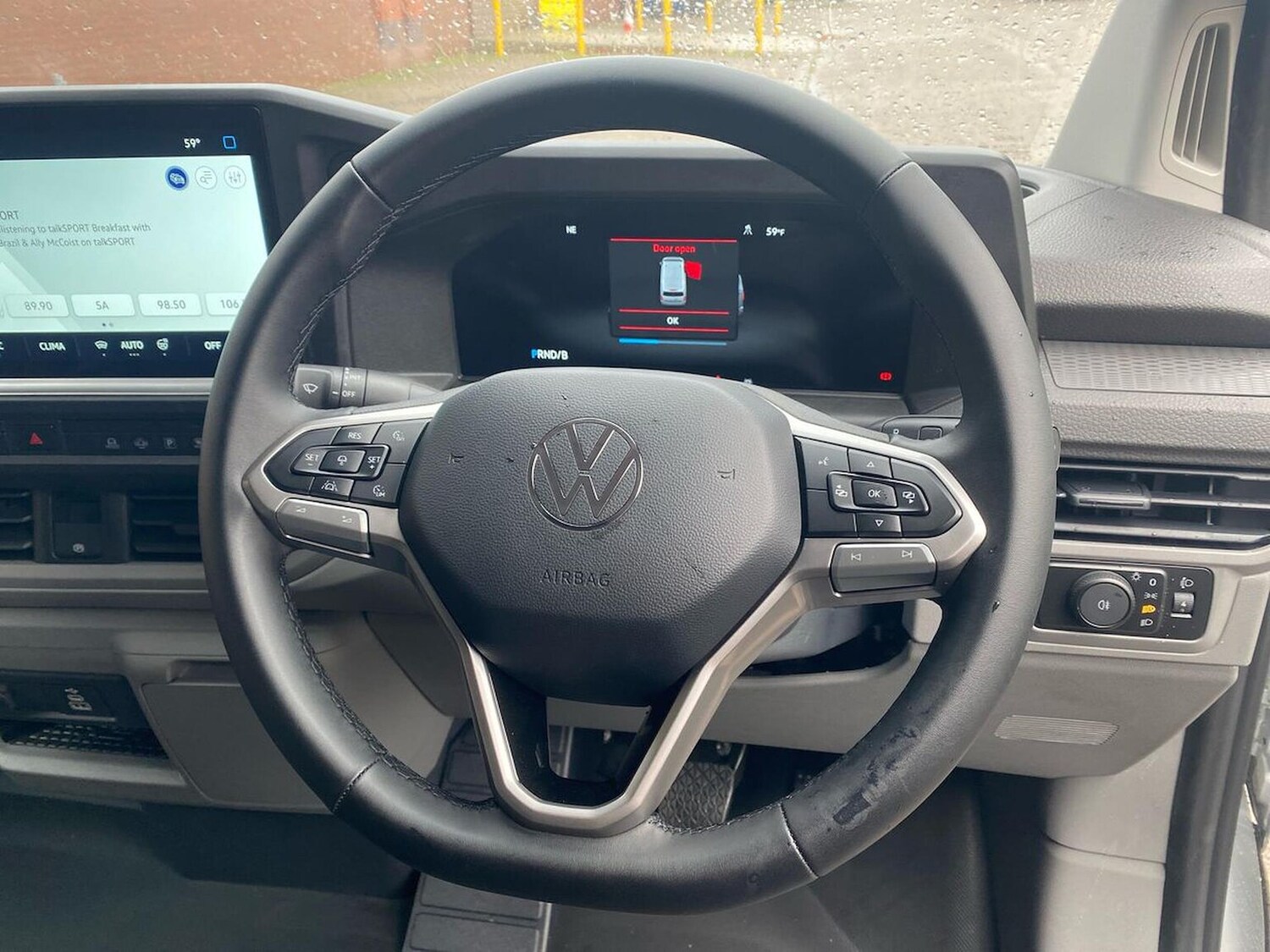 Used Volkswagen Transporter 2025 for sale - 76497333: Photo 9