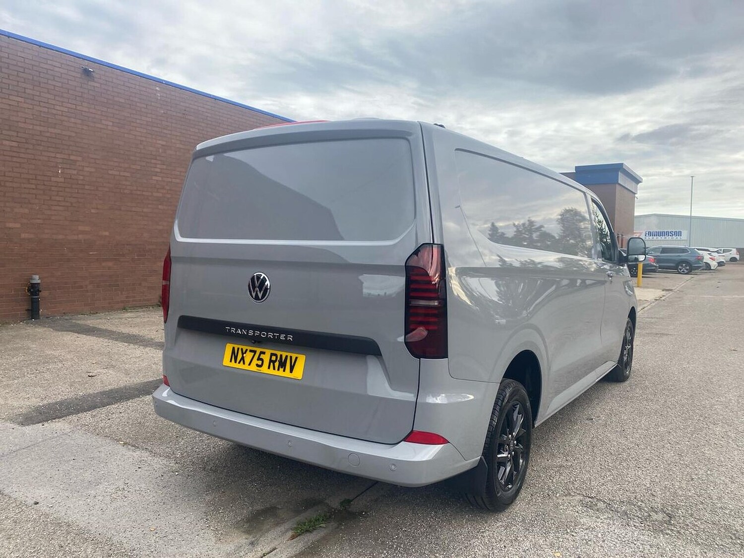 Used Volkswagen Transporter 2025 for sale - 76127221: Photo 18