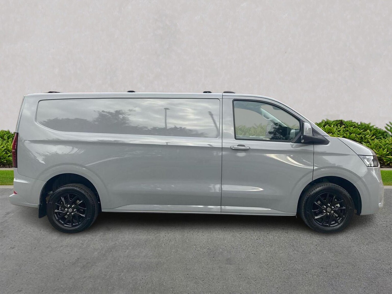 Used Volkswagen Transporter 2025 for sale - 76127221: Photo 3