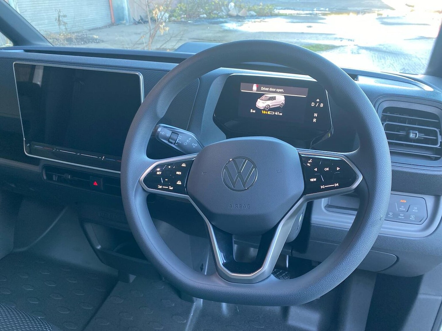 Used Volkswagen ID.Buzz 2025 for sale - 76791843: Photo 9