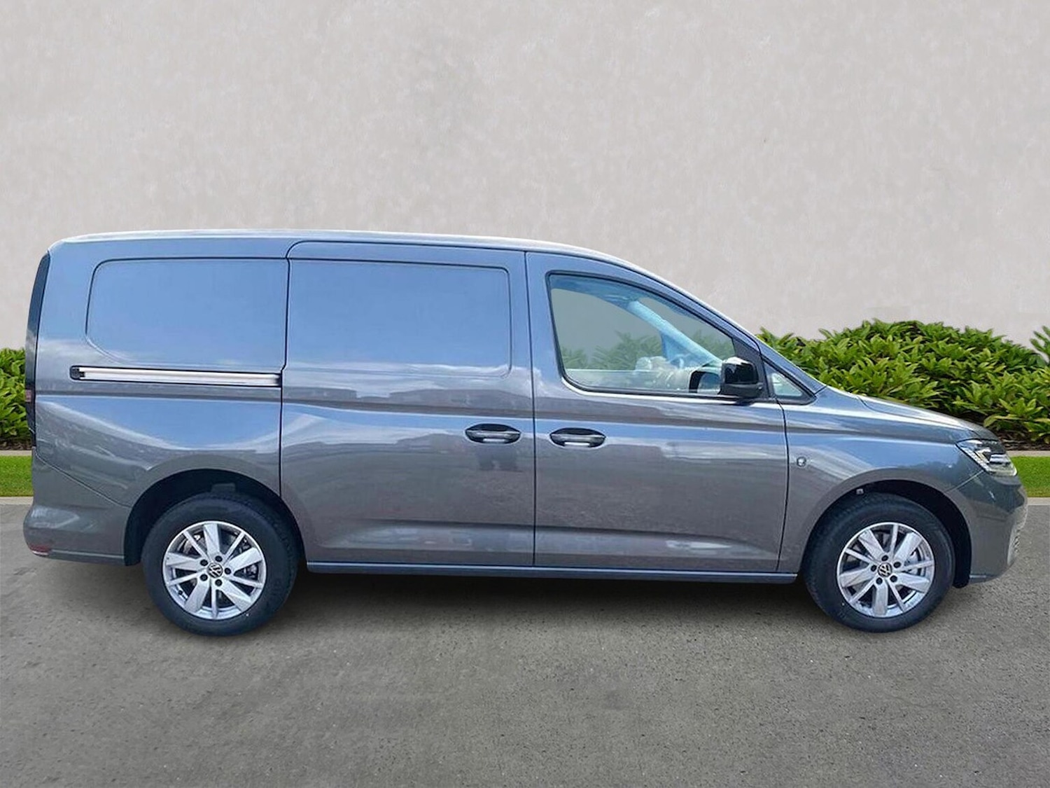 Used Volkswagen Caddy Maxi 2025 for sale - 76547723: Photo 3