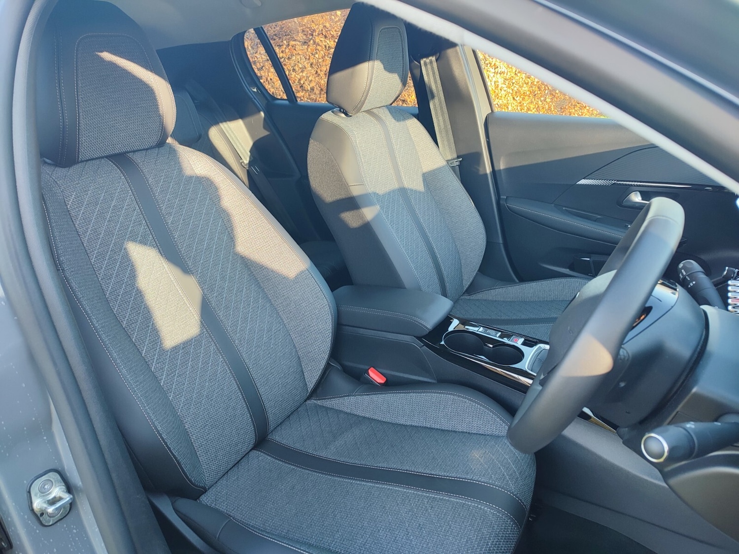 Used Peugeot 208 2024 for sale - 76126989: Photo 20