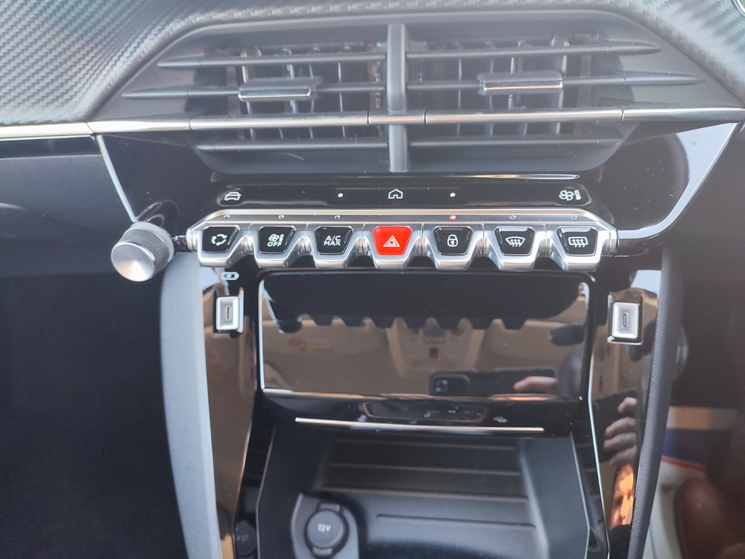 Used Peugeot 208 2024 for sale - 76126989: Photo 24