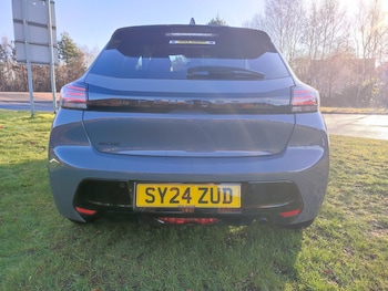 Used Peugeot 208 2024 for sale - 76126989: Photo 4