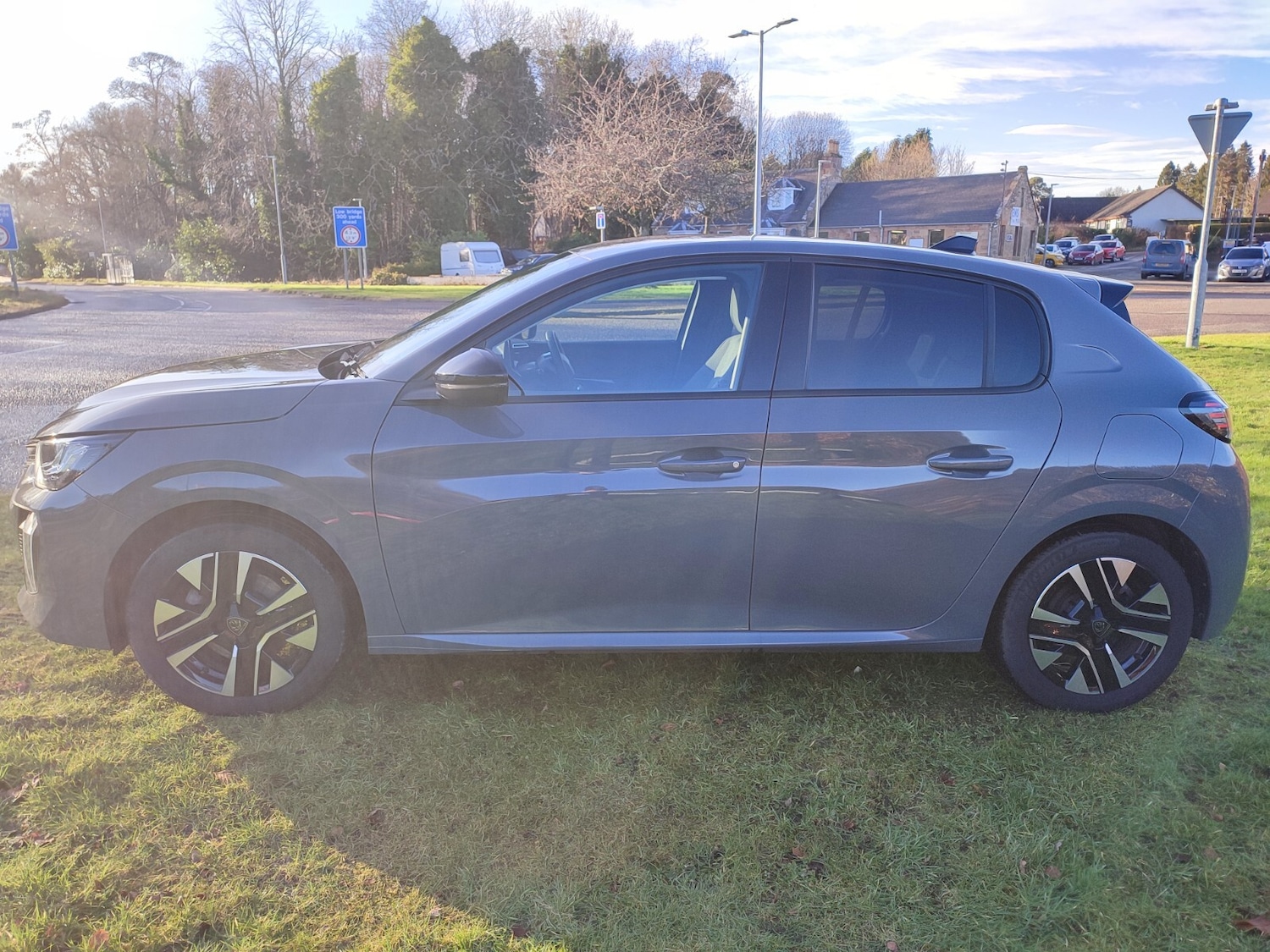 Used Peugeot 208 2024 for sale - 76126989: Photo 6