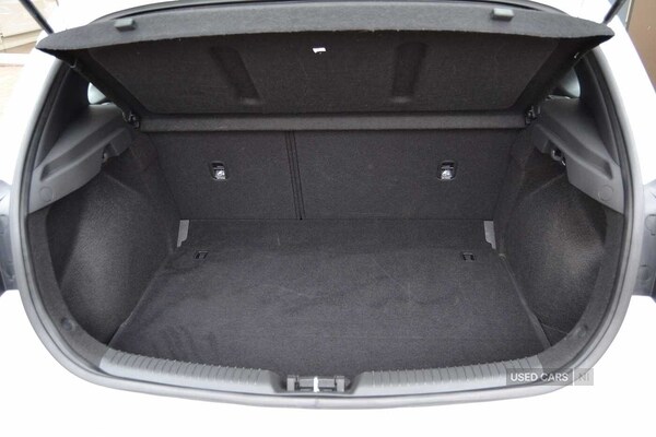 Used Hyundai i30 2023 for sale - 76308678: Photo 9