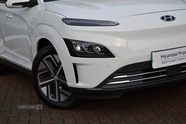 Used Hyundai KONA 2022 for sale - 77176064: Photo 2