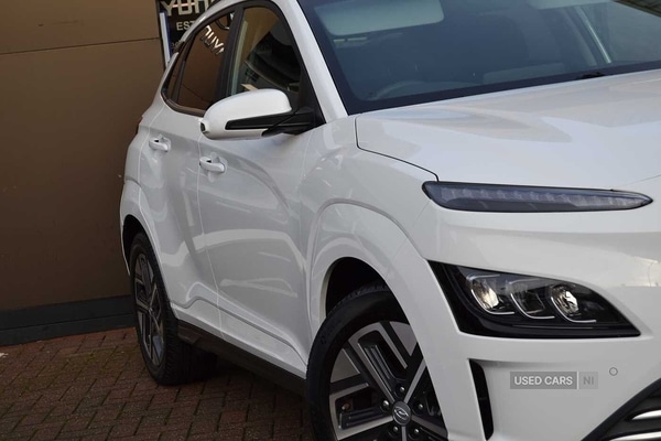 Used Hyundai KONA 2022 for sale - 77176064: Photo 3