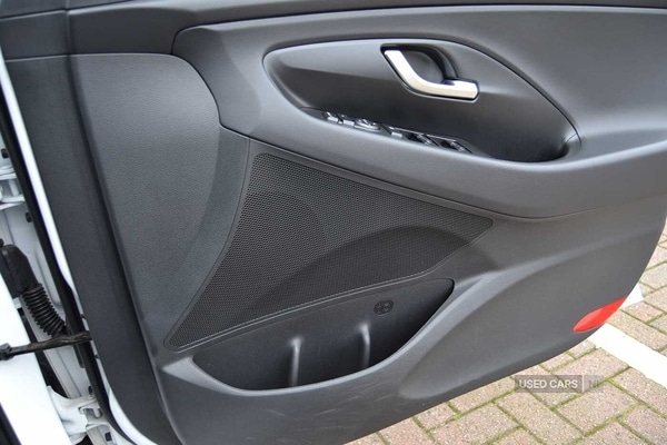 Used Hyundai i30 2023 for sale - 76523074: Photo 15