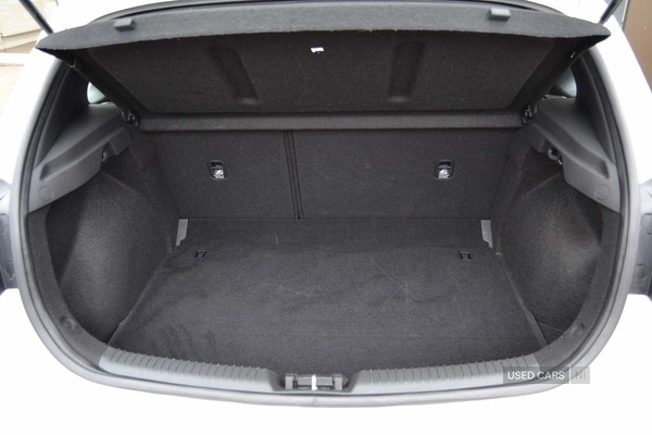 Used Hyundai i30 2023 for sale - 76523074: Photo 9