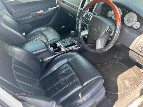 Used Chrysler 300C 2010 for sale - 75352120: Photo 15
