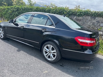 Used Mercedes-Benz E-Class 2010 for sale - 75352302: Photo