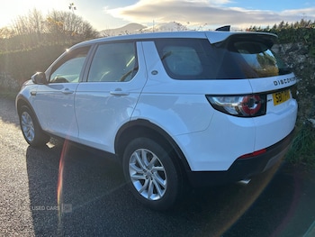 Used Land Rover Discovery Sport 2017 for sale - 76702765: Photo